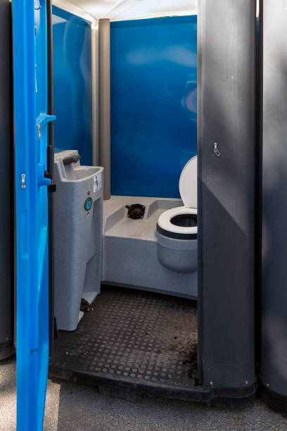 Best Luxury portable toilet rental  in Susanville, CA